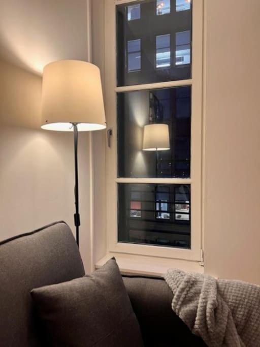 Trendy One Bedroom Apartment Glasgow Exterior photo